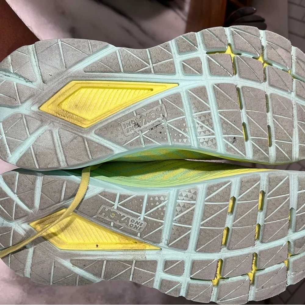 Hoka One One Womens Mach 5 1127894 CGLG Green Running Shoes Sneakers Size 10.5B